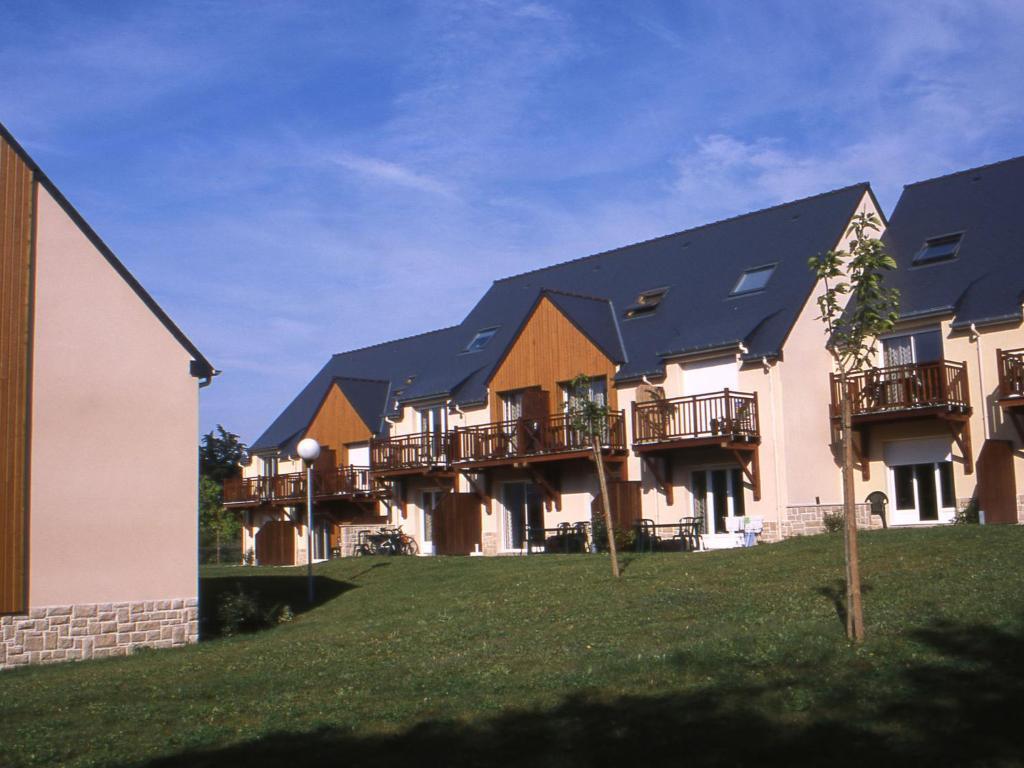 Hotel Lagrange Vacances Les Roches Douvres à Saint-Briac-sur-Mer Extérieur photo